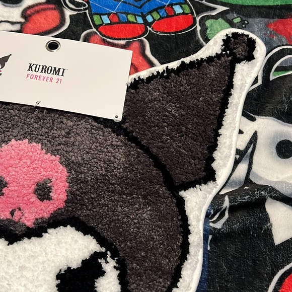 Kuromi x Forever21 sherpa mat/ rug! - Picture 5 of 5